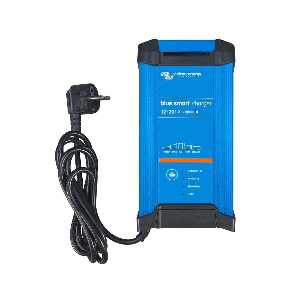 Cargador de Baterías Blue Smart IP22 12/30 230V - 3 Salidas