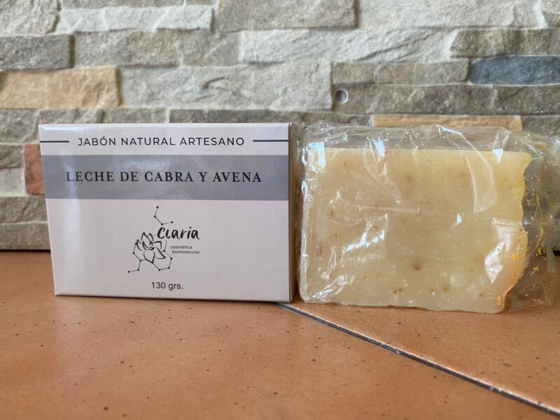 JABÓN ARTESANO CON LECHE DE CABRA Y AVENA