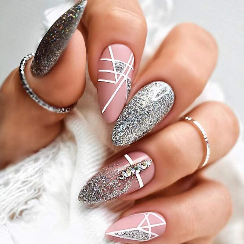 Press-on Nails &quot;Silverware&quot;