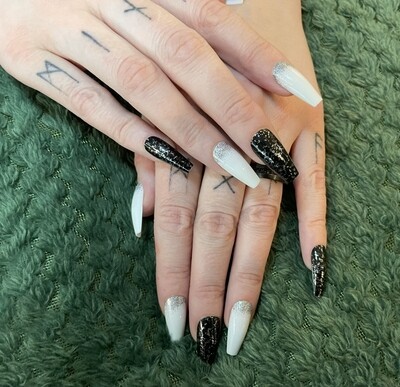 Press-on Nails &quot;Coal &amp; Diamonds&quot;