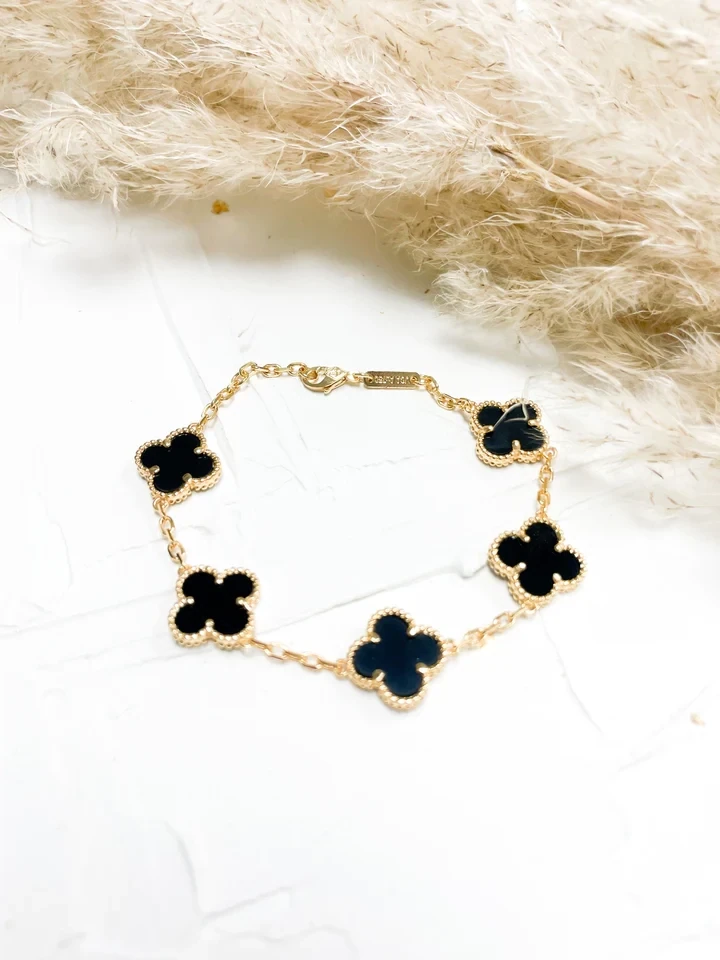 Black Clover Bracelet sml