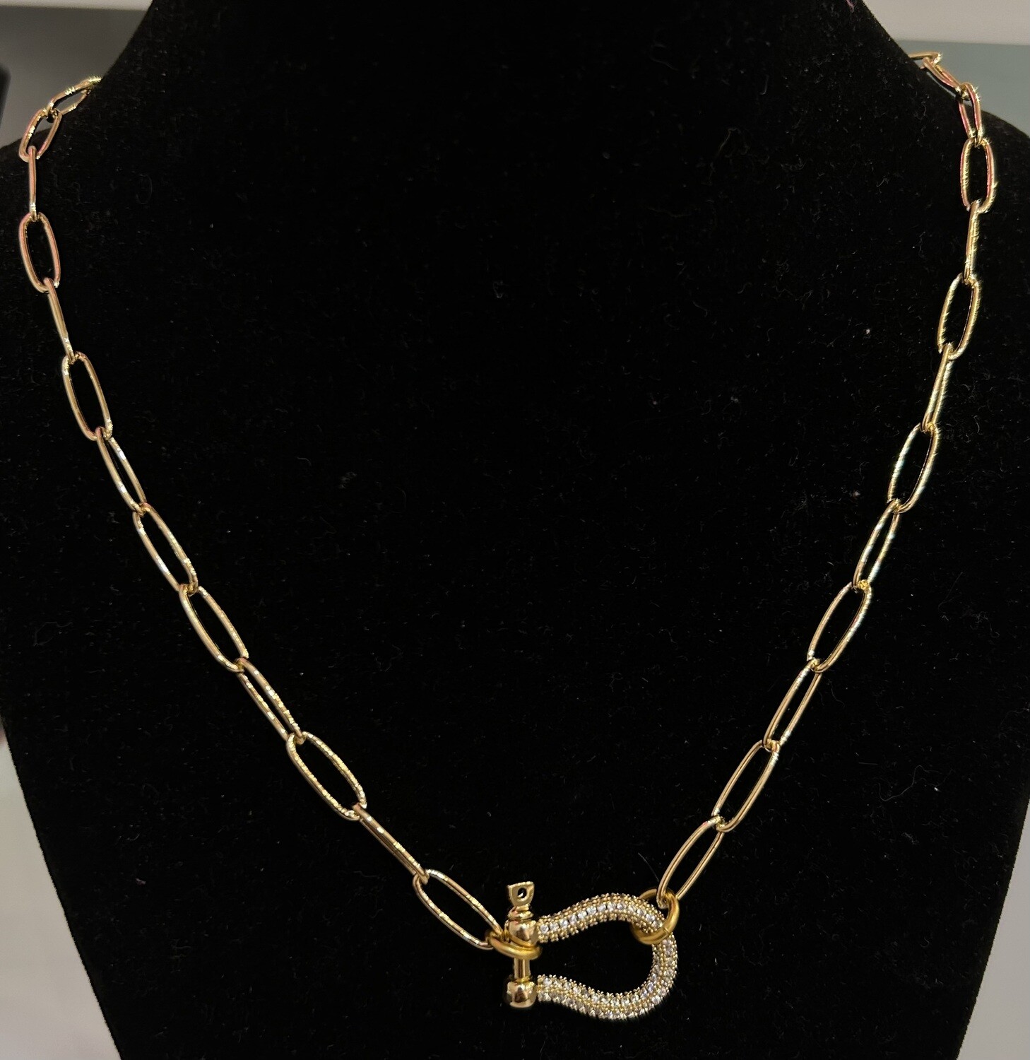 Gold Mattah Clasp Necklace