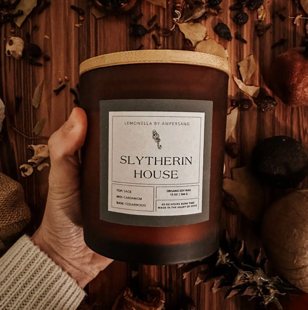 Slytherin Soy Wax Candle (10oz) - Harry Potter Collection
