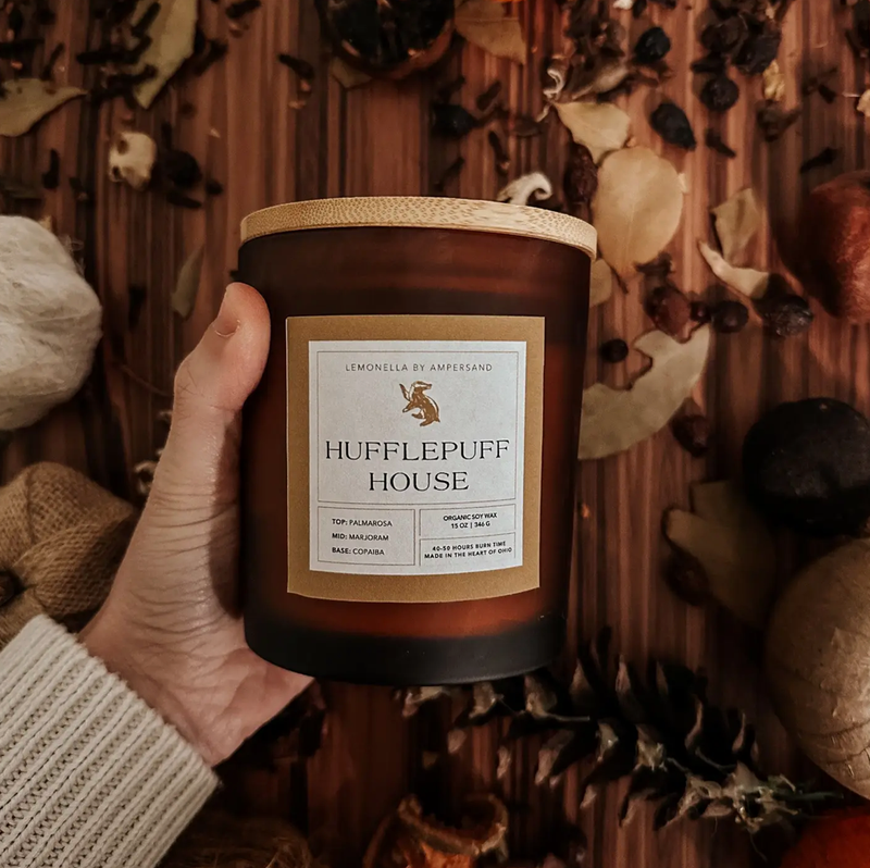 Hufflepuff Soy Wax Candle (10oz) - Harry Potter Collection