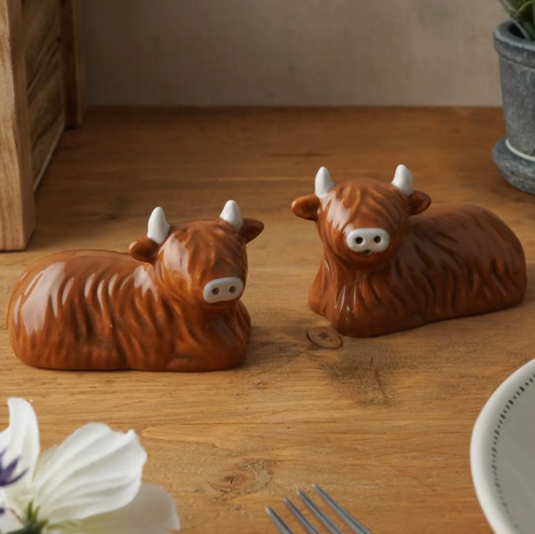 Bramble Farm Highland Cow Salt &amp; Pepper Shakers