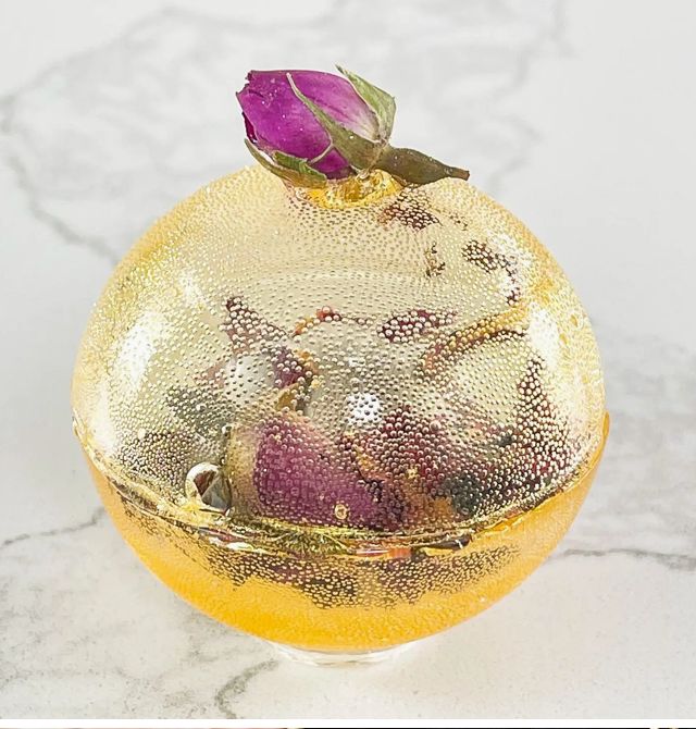 Earl Grey Rose Tea Bomb