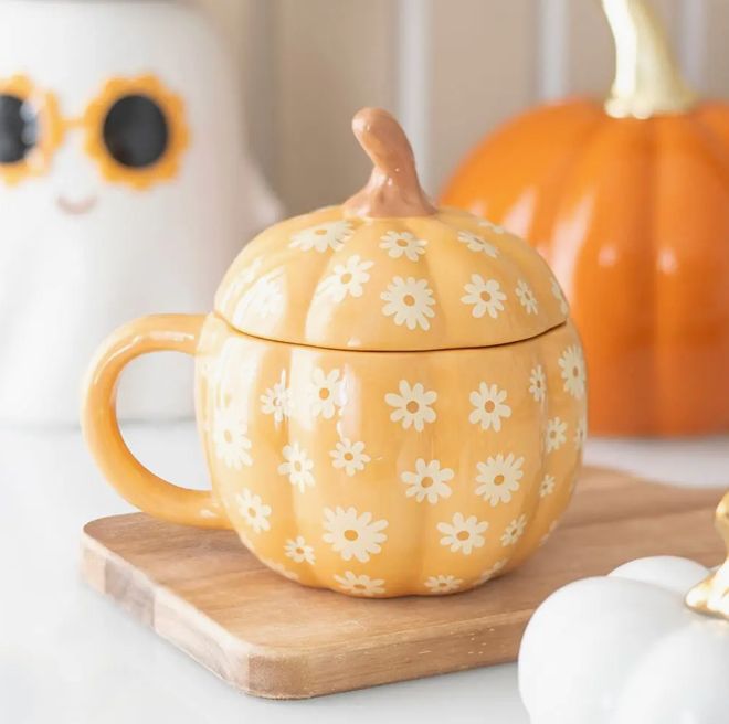 Groovy Floral Pumpkin Shaped Lidded Mug