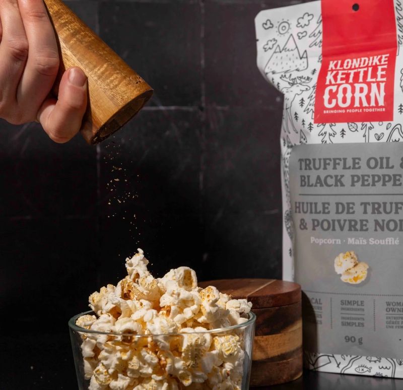 Truffle Oil &amp; Black Pepper Kettle Corn