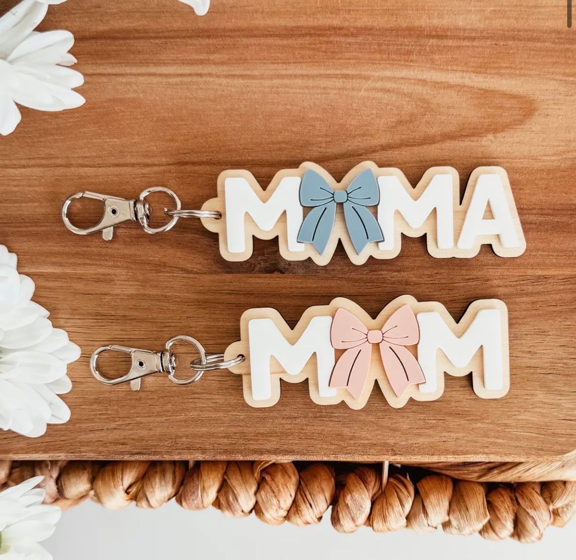 Mom or Mama 3D Bow Keychain | Mother's Day Keychain