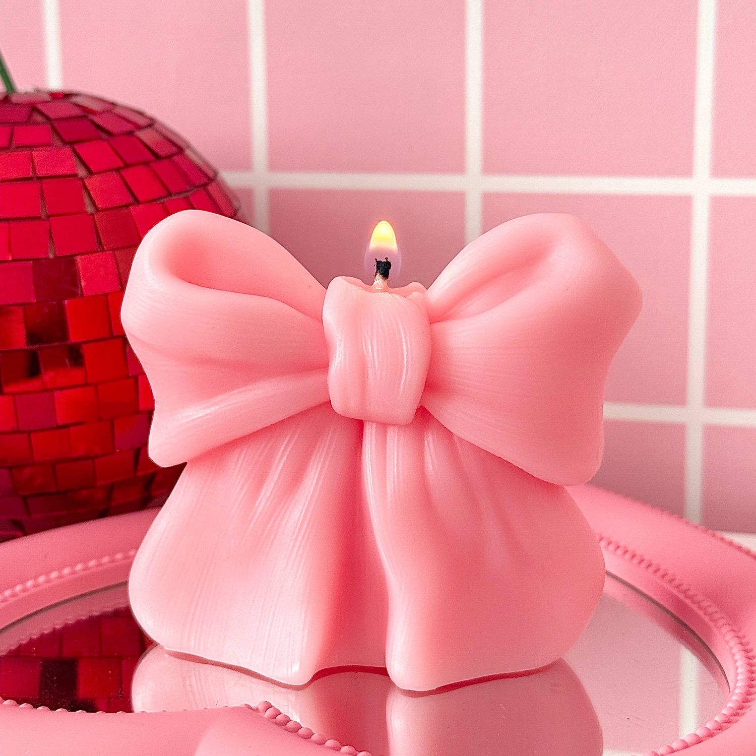Aesthetic Bow Soy Candle | Y2K Home Decor, Color: Pink