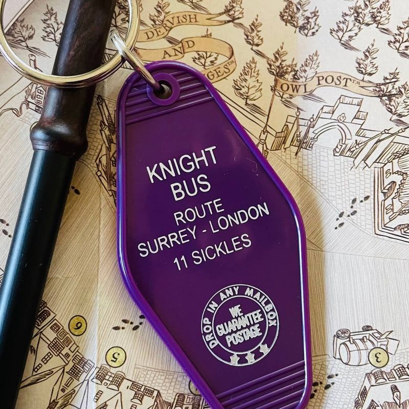 Motel Key Fob - Knight Bus (Harry Potter)