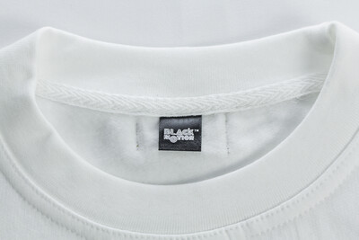 BlackMotion Sweater -White