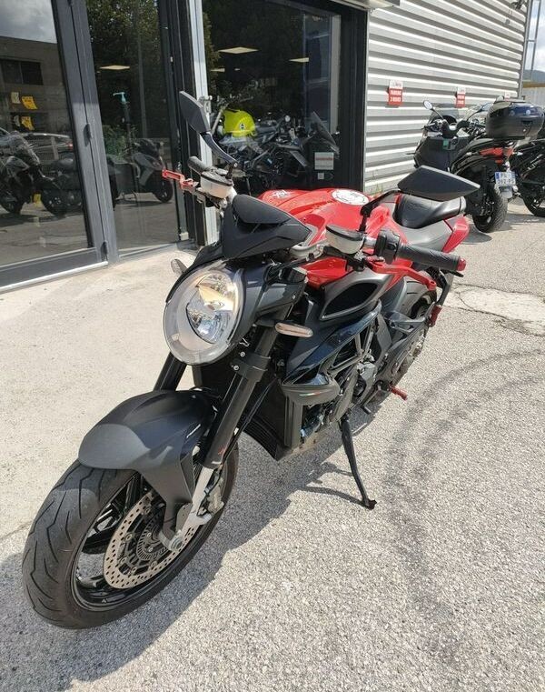 MV Agusta Brutale 800 Rosso 112 CV