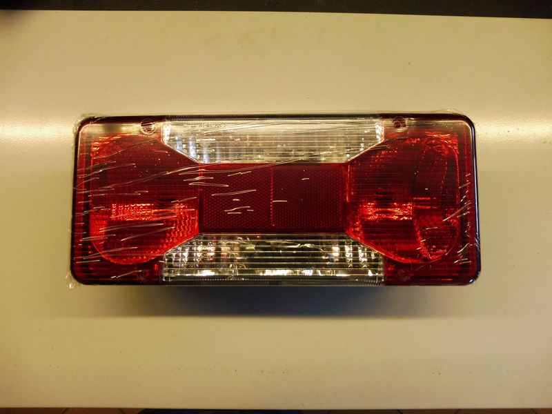 FANALE POST. DX IVECO DAILY 06 - Cod. Art. 2.44.064.00