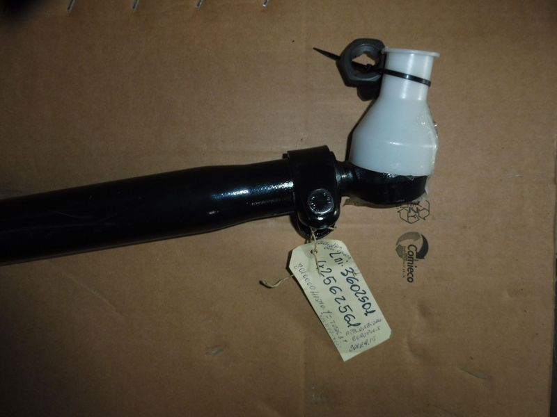 TIRANTE LONGITUDINALE IVECO - Cod. Art. 42562561