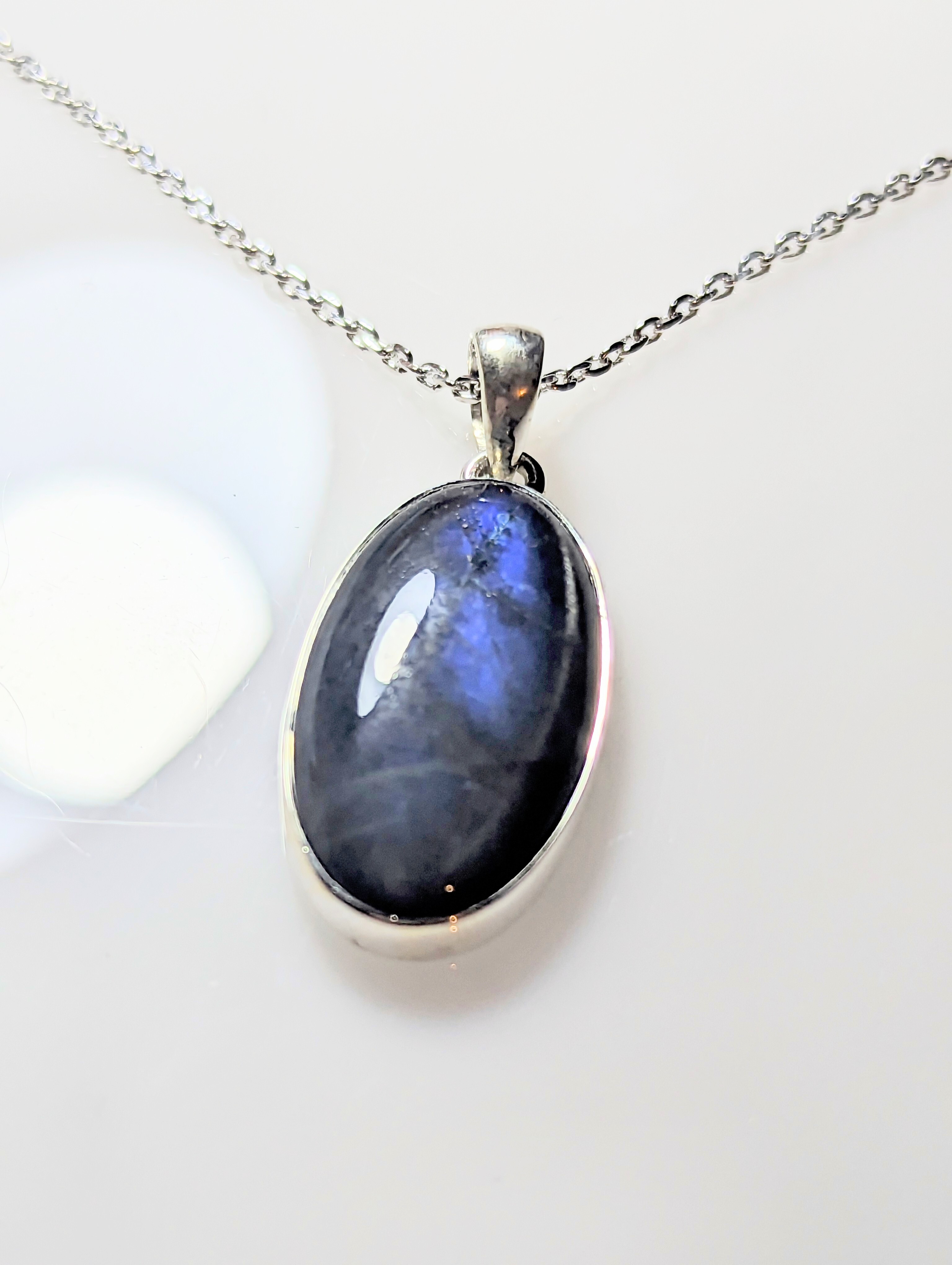 Labradorite Pendant Necklace
