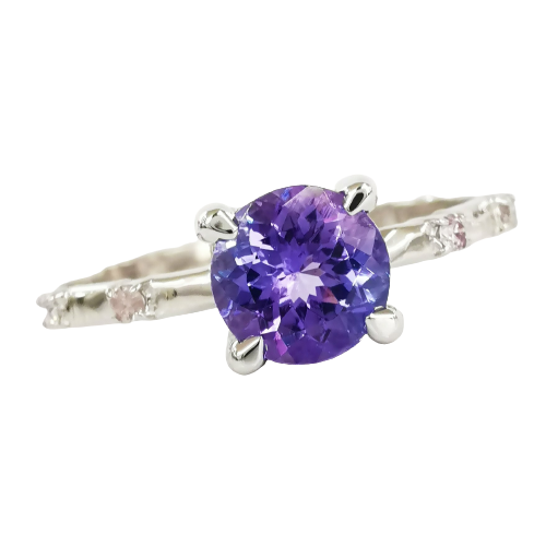 14kt White Gold Ring with Tanzanite & Diamonds 14kt White Gold Ring with Tanzanite & Diamonds
