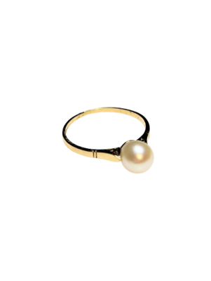 Gold & Pearl Solitaire Ring