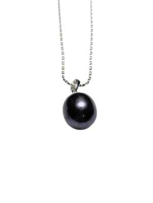 Black Peacock Pearl Pendant Necklace