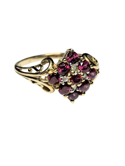 9kt Gold, Garnet & Diamond Ring