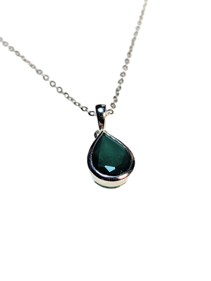 Green Onyx Teardrop Pendant in 925 Silver
