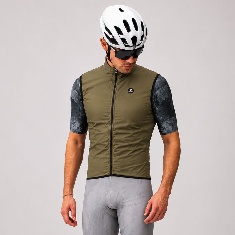ESSENTIAL OLIVE Gilet antivento ESSENTIAL OLIVE Gilet antivento