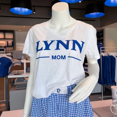 Lynn Mom V-Neck