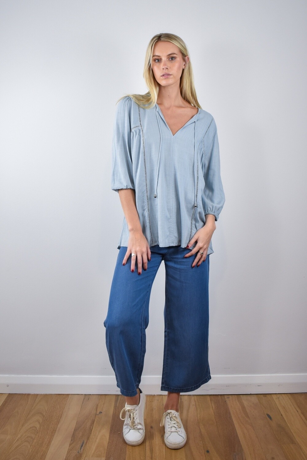 C2028 Malia linen shirt