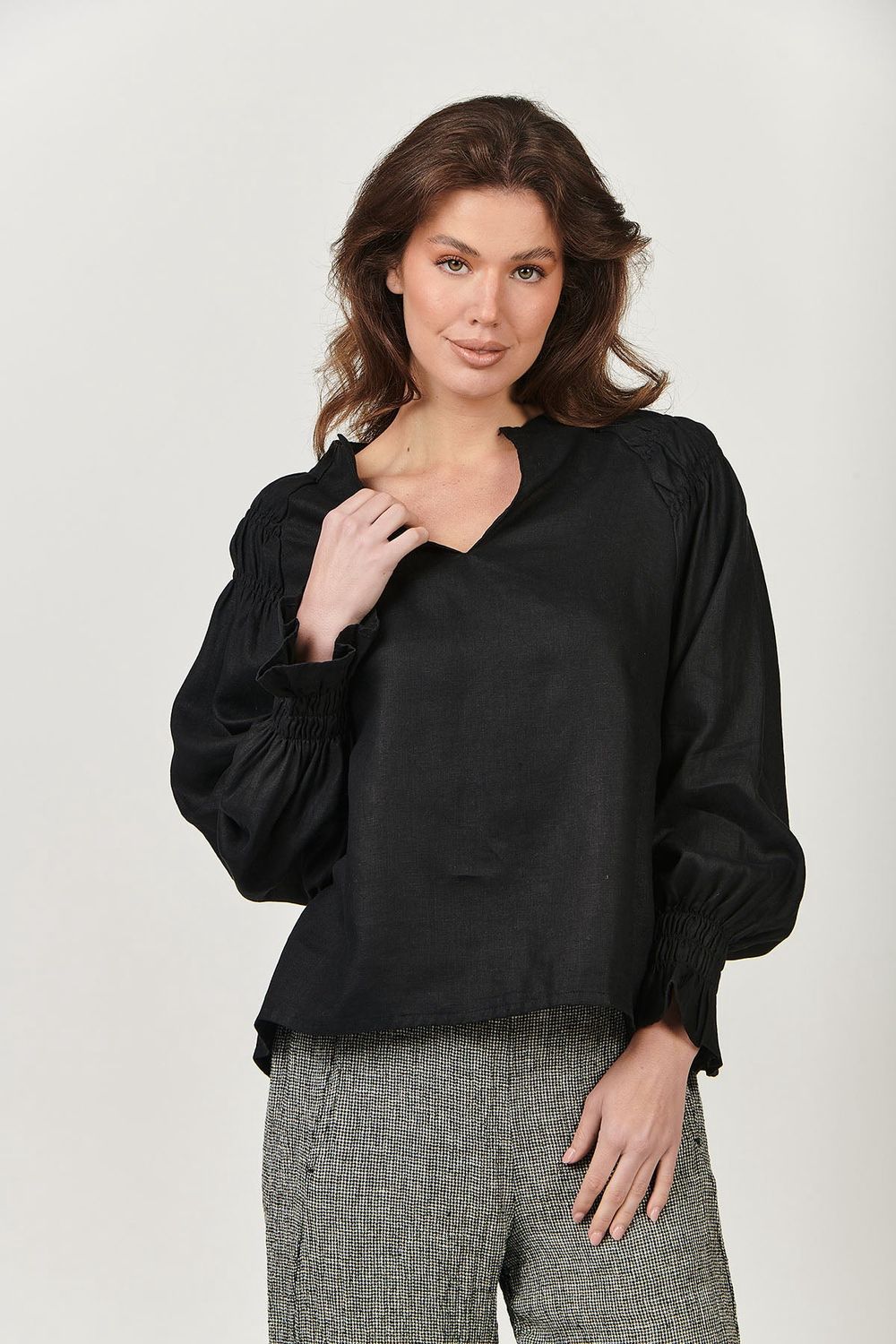 Linen ruffle sleeve top