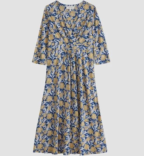 3/4 Chapelle Dress