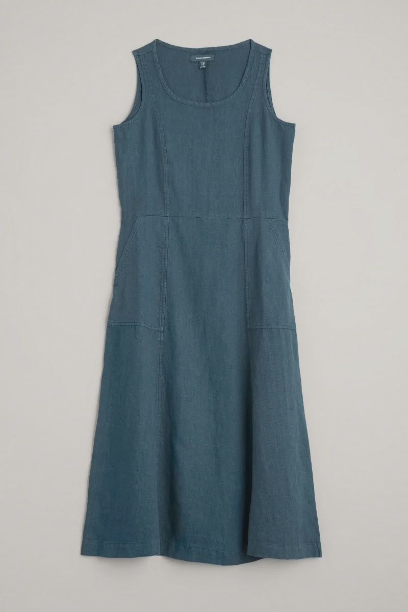 Sleeveless Grass Wave Dress