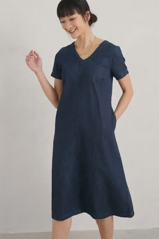 Graceful Dive Dress