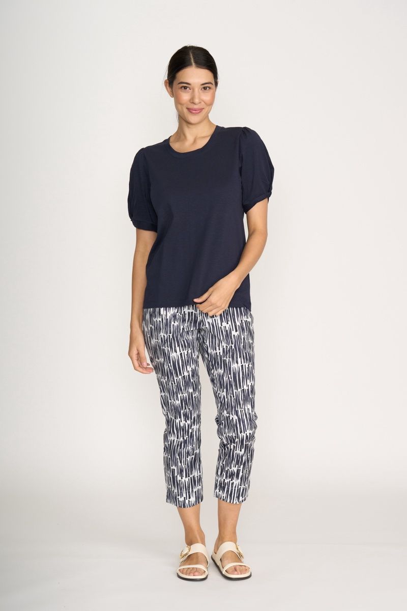 Fuss Free Capri Code Print