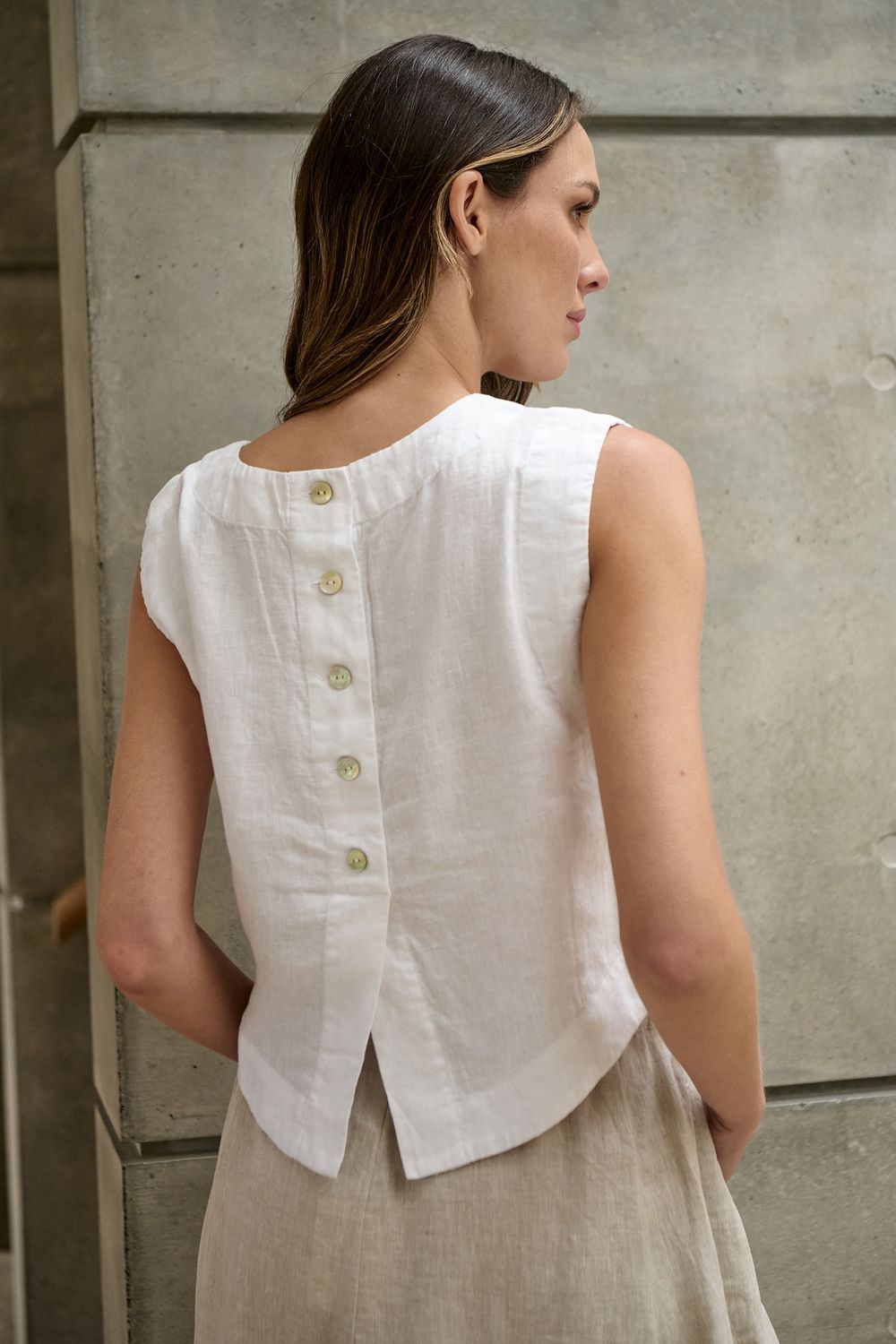 Sleevless Button Back Linen Top White
