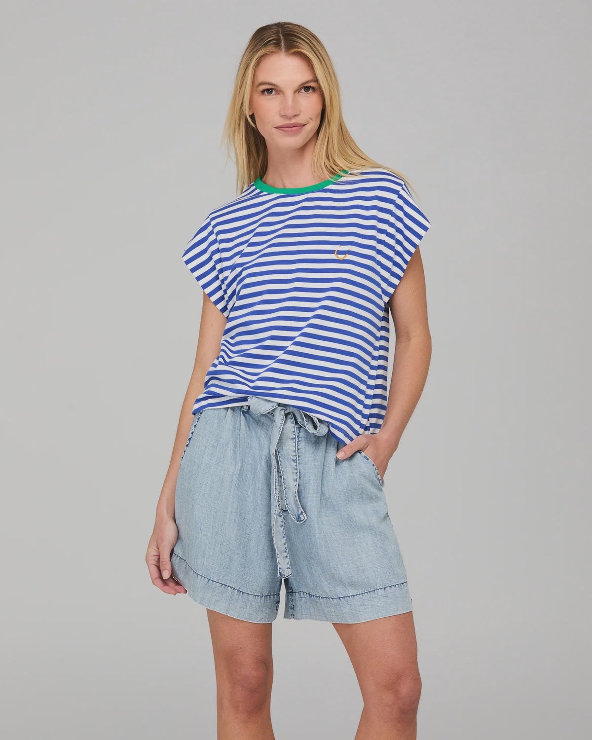 Hazel Short Comoda