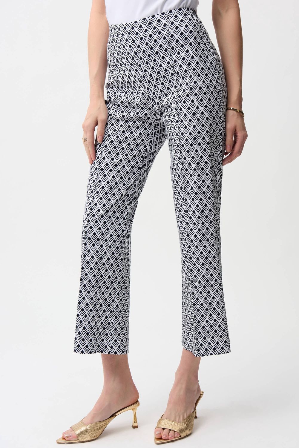 Millennium Geometric Pull On Pant