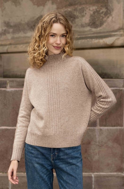 Hay Yak Blend Funnel Neck Light Oat
