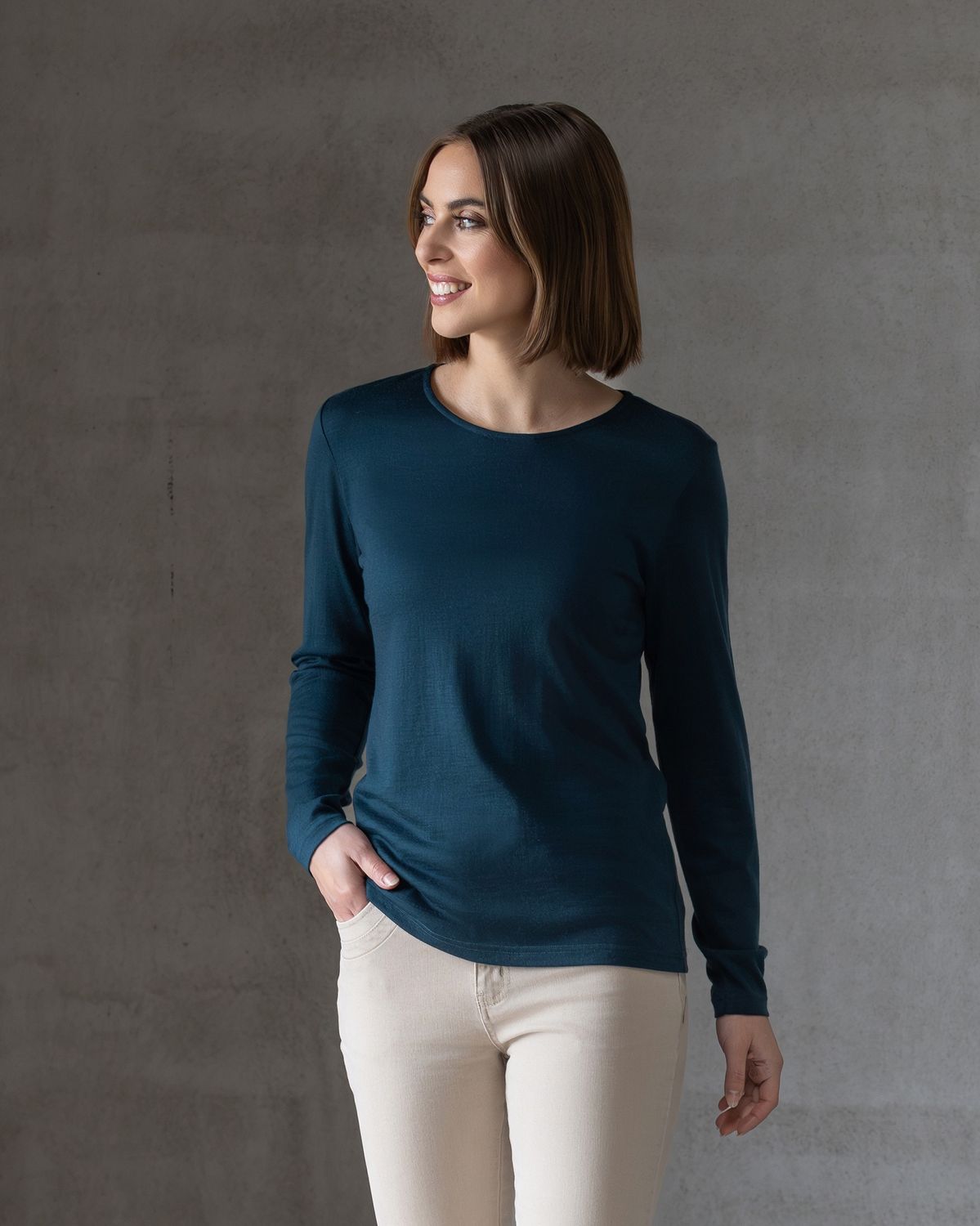 Tori Merino Crew Dragaonfly