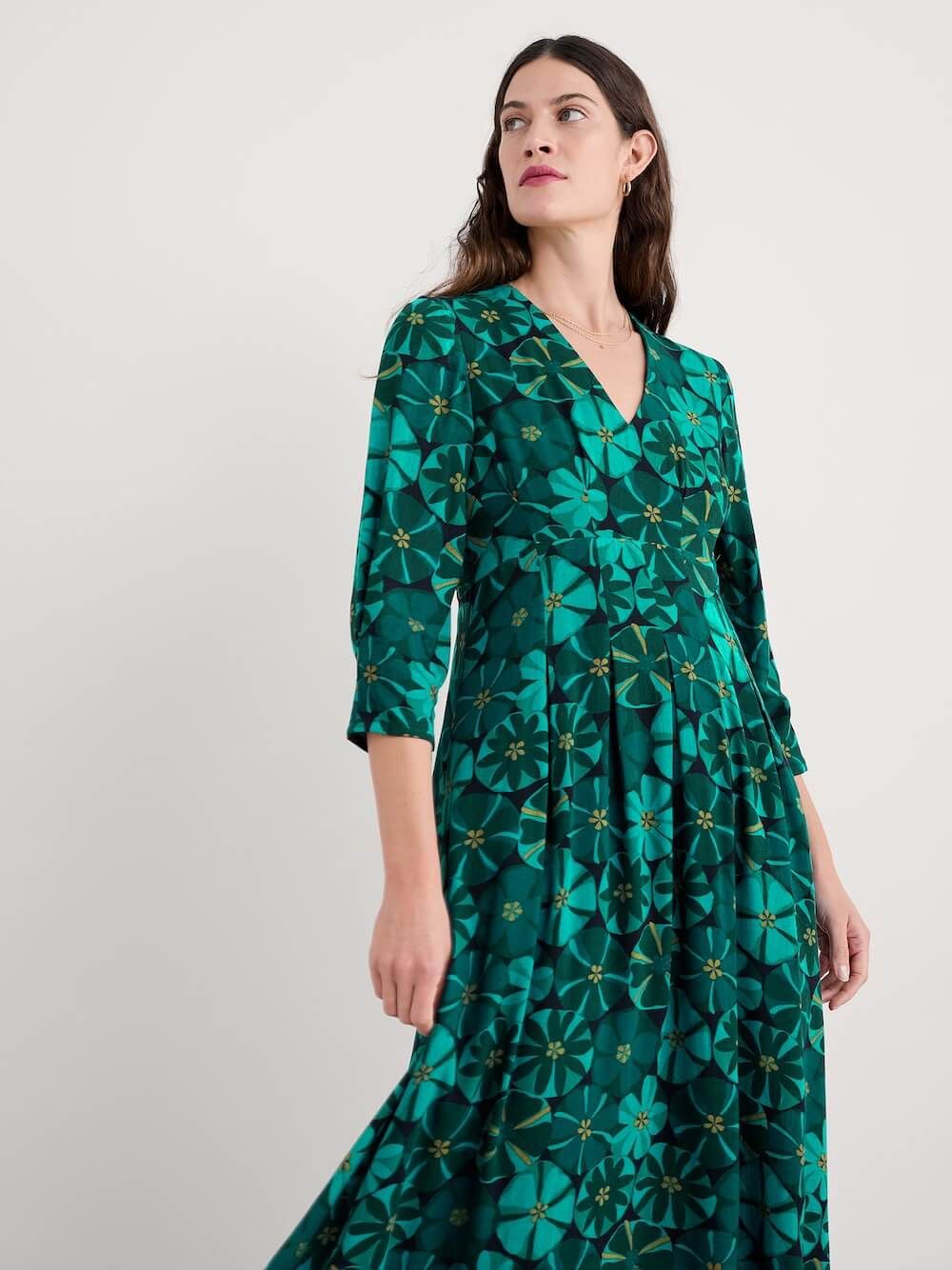 Elta Dress Handicraft Flowers Onyx