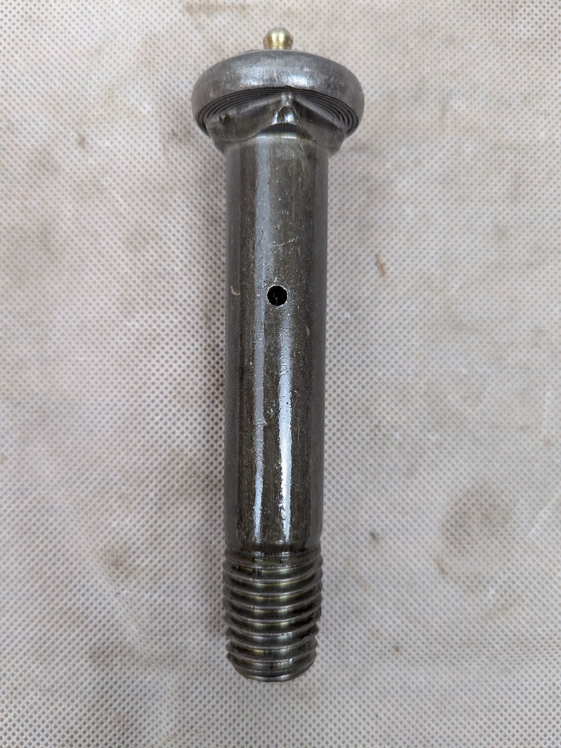 Equalizer Center Bolt 7/8-9x4.62 Wet with Pinhole