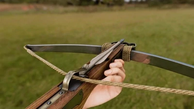 Samostreli, frače in pribor