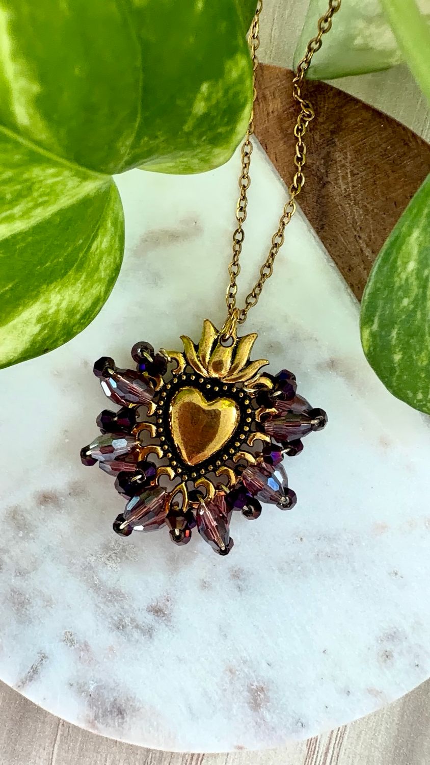Collar Sagrado Corazón Resplandor