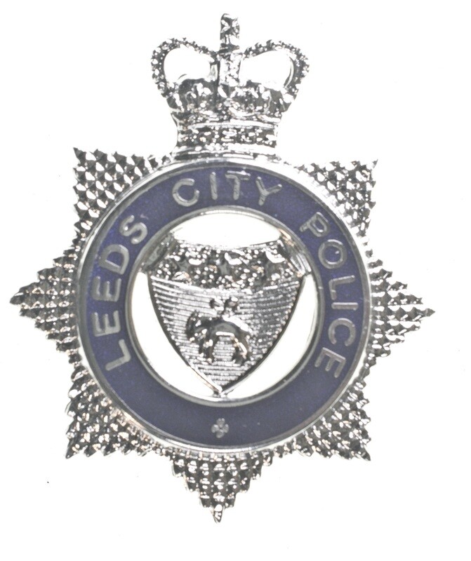 Leeds City Police  Senior Officers Cap Badge (1953-1974)