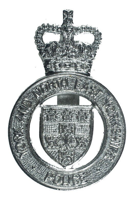 York &amp; N.E. Yorkshire Police Cap Badge (1968-1974)