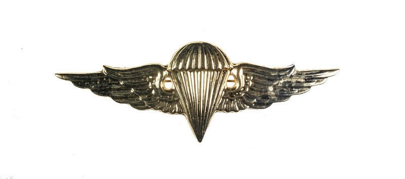 Syrian Officer Paratrooper Wings
