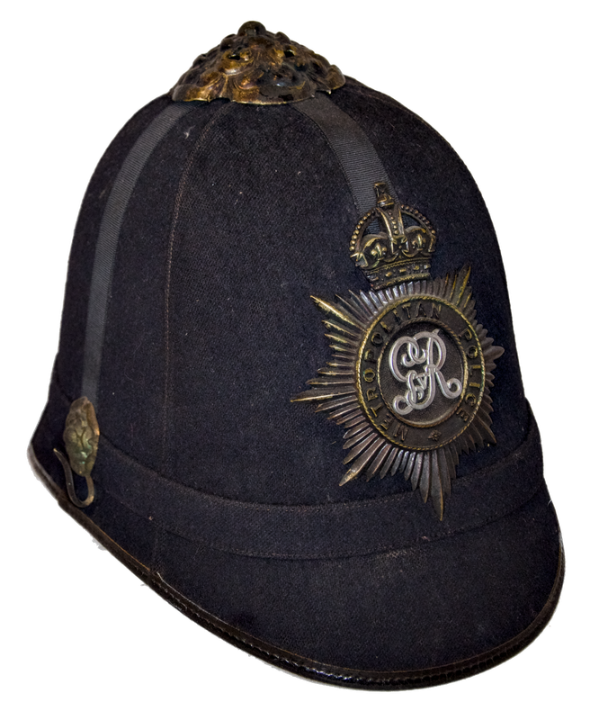 METROPOLITAN POLICE HELMET (1910-1936)