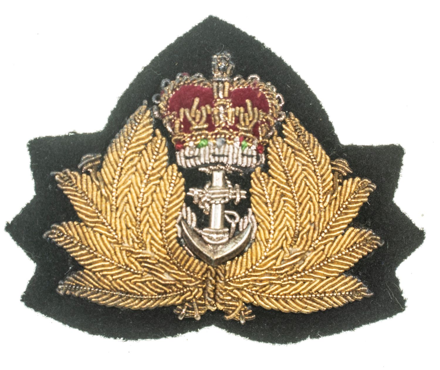 ROYAL CANADIAN NAVY -  OFFICERS BADGE