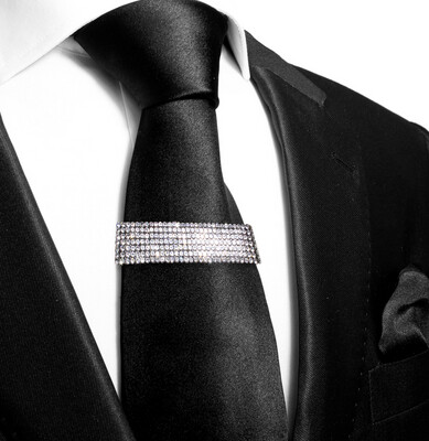 Necktie with simulated diamonds