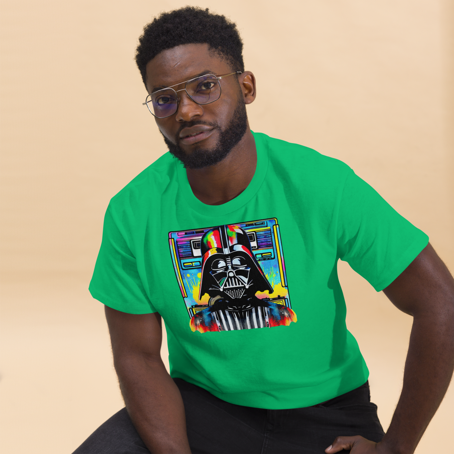 Unisex classic tee - Star Wars: Darth Vader Amped Up! 