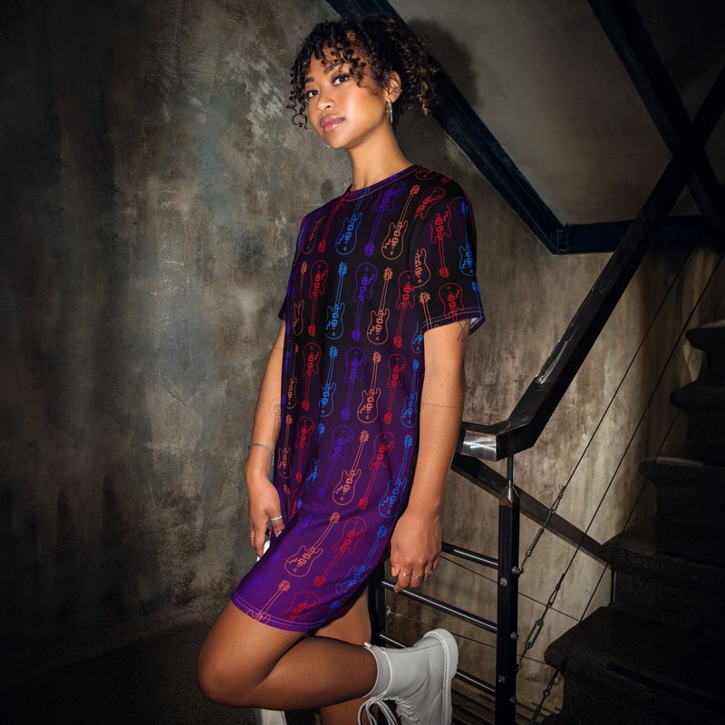 Dress T-shirt - Streetwear - Guitar Purple Rain